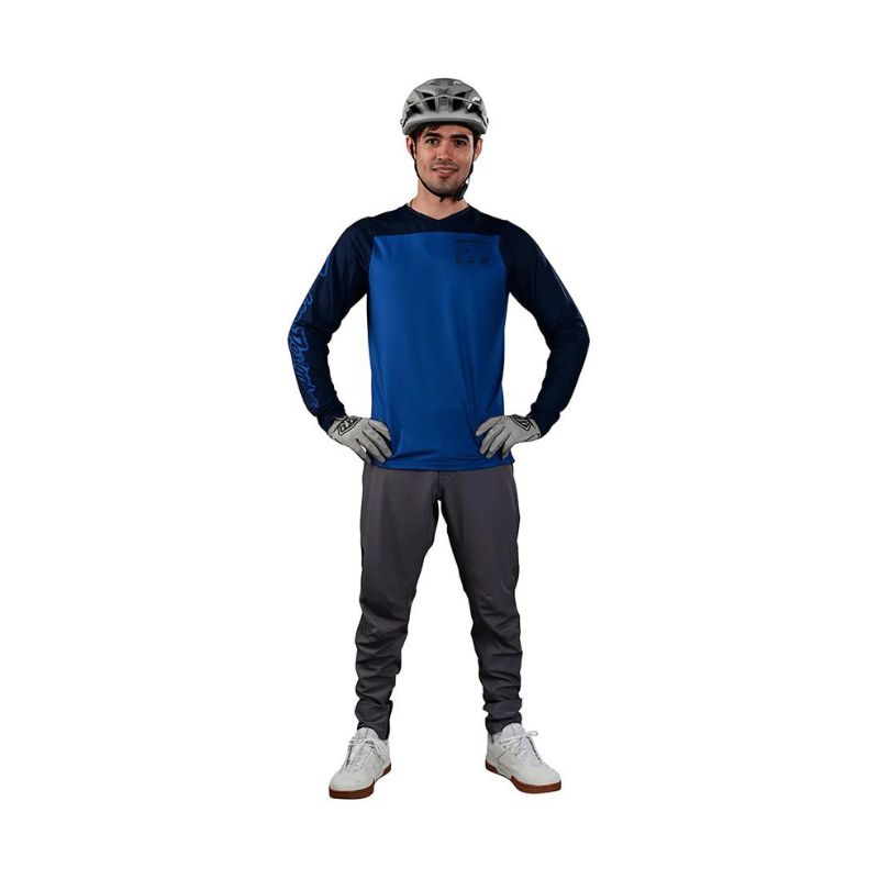 Kolesarske hlače TROY LEE DESIGNS SKYLINE PANT MONO CHARCOAL Kolesarske hlače TROY LEE DESIGNS SKYLINE PANT MONO CHARCOAL