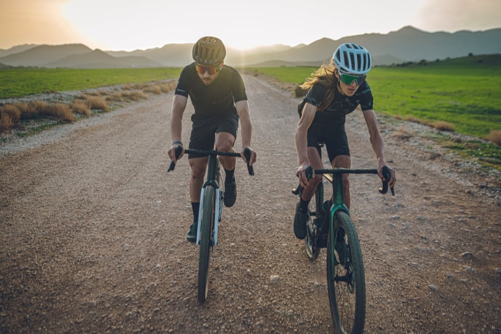 kolesarjenje z gravel kolesi