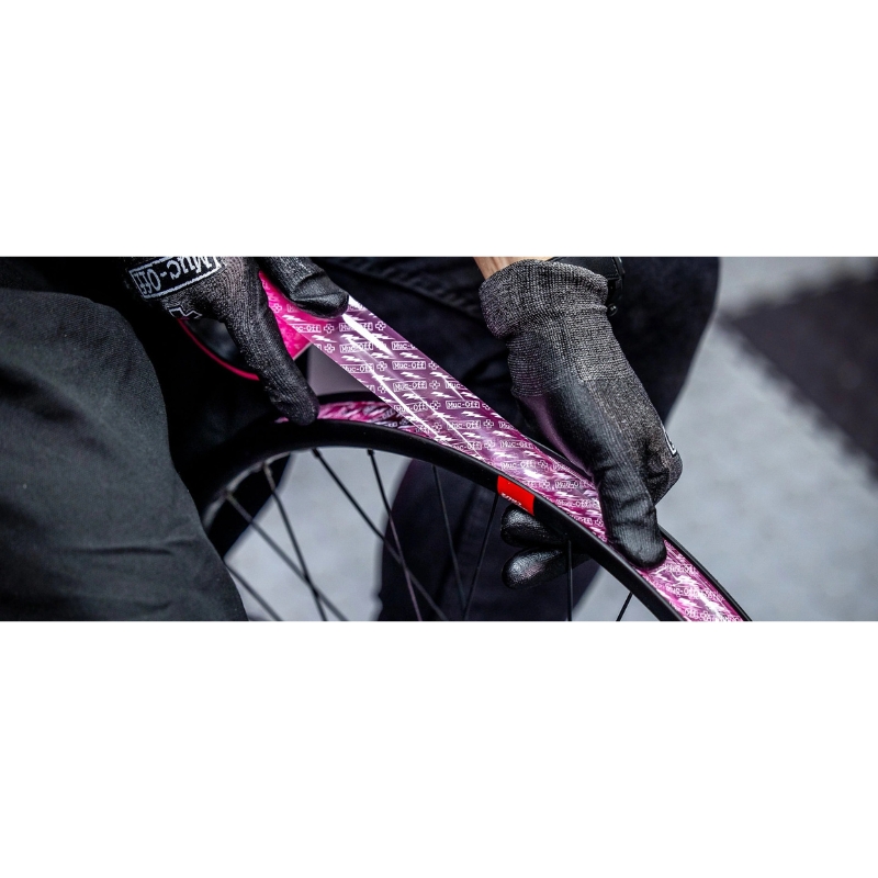 Tubeless trak za obroč MUC-OFF 10mx19mm Tubeless trak za obroč MUC-OFF 10mx19mm