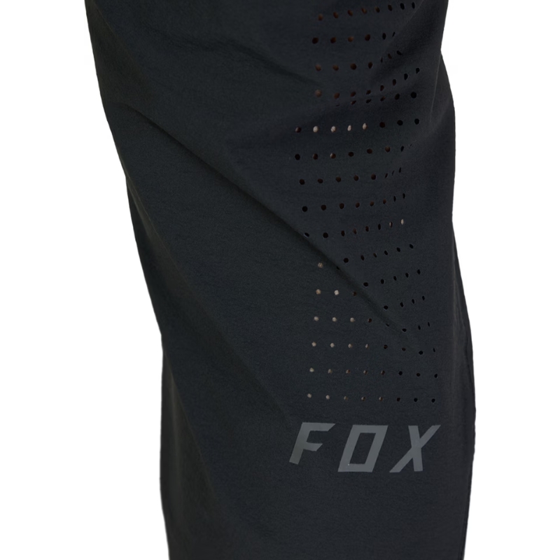 Dolge kolesarske hlače FOX FLEXAIR black 26 Dolge kolesarske hlače FOX FLEXAIR black 26