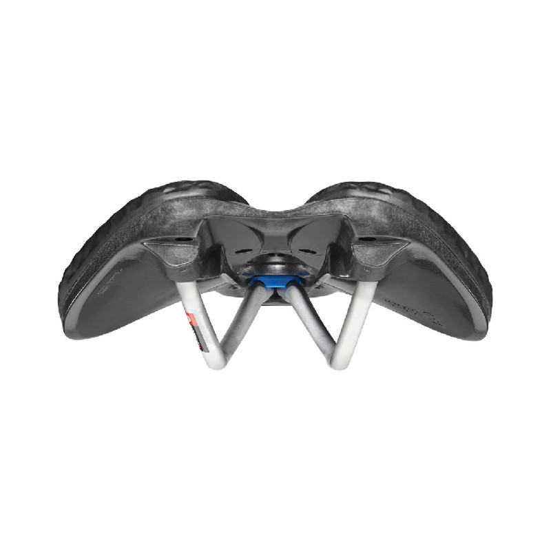 Sedež SELLE ITALIA Novus Evo Boost 3D Titan Superflow Sedež SELLE ITALIA Novus Evo Boost 3D Titan Superflow