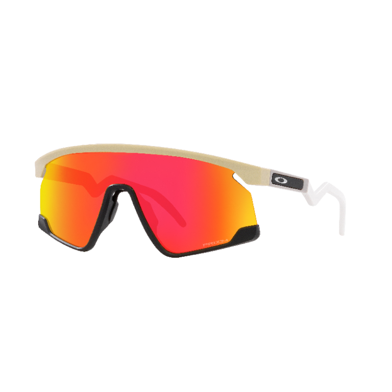 Sončna očala OAKLEY BXTR Matte Desert Tan / Prizm Ruby Sončna očala OAKLEY BXTR Matte Desert Tan / Prizm Ruby