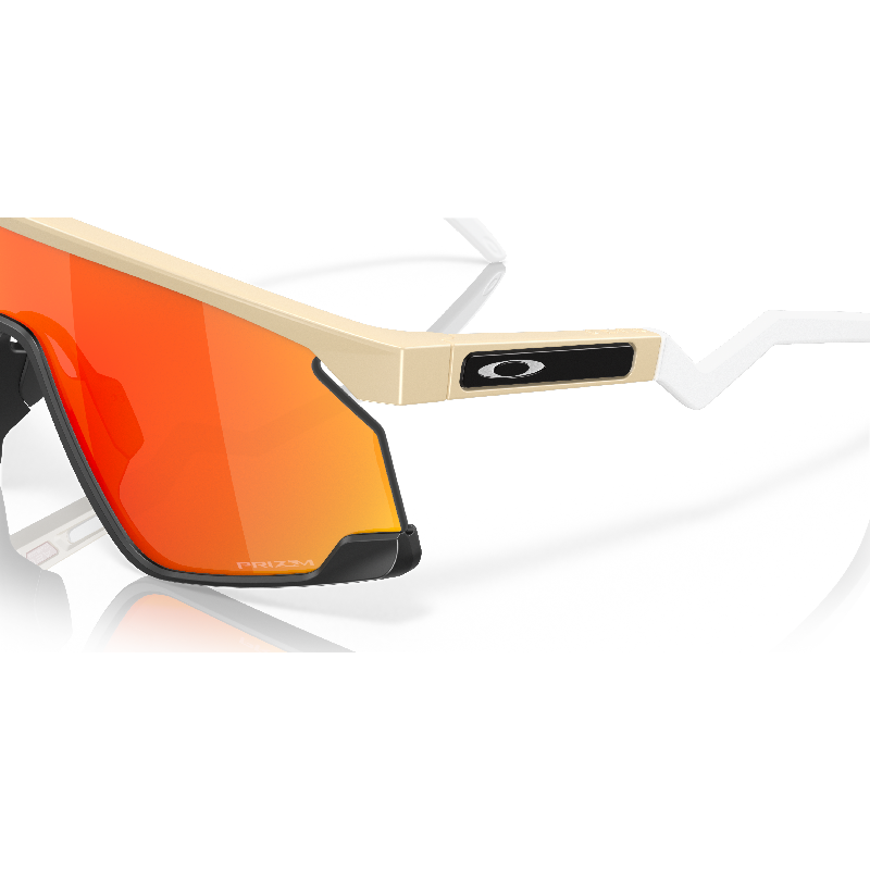 Sončna očala OAKLEY BXTR Matte Desert Tan / Prizm Ruby Sončna očala OAKLEY BXTR Matte Desert Tan / Prizm Ruby