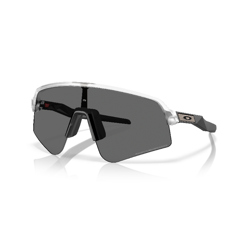 Sončna očala OAKLEY Sutro Lite Sweep Matte Clear / Clear Photochromic Sončna očala OAKLEY Sutro Lite Sweep Matte Clear / Clear Photochromic